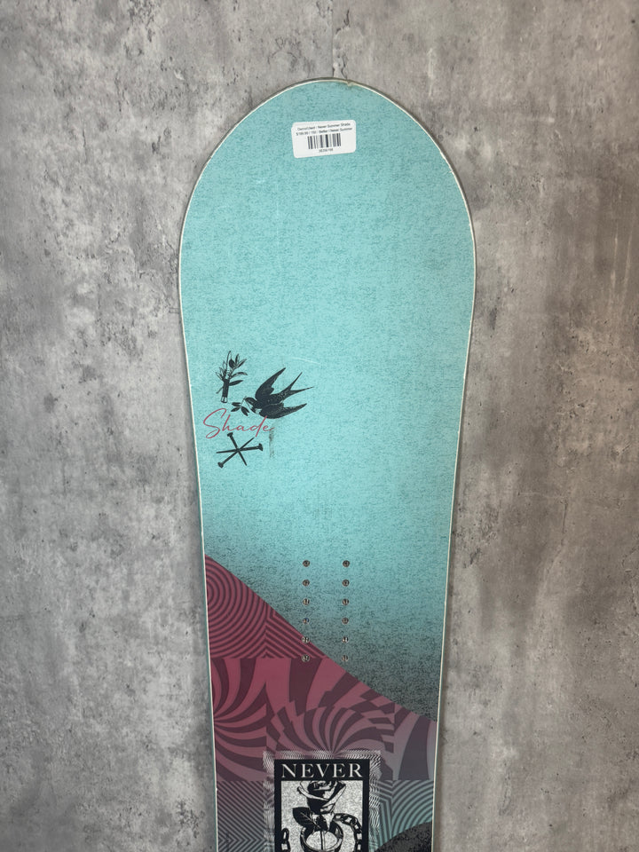 Demo/Used - Never Summer Shade 2020