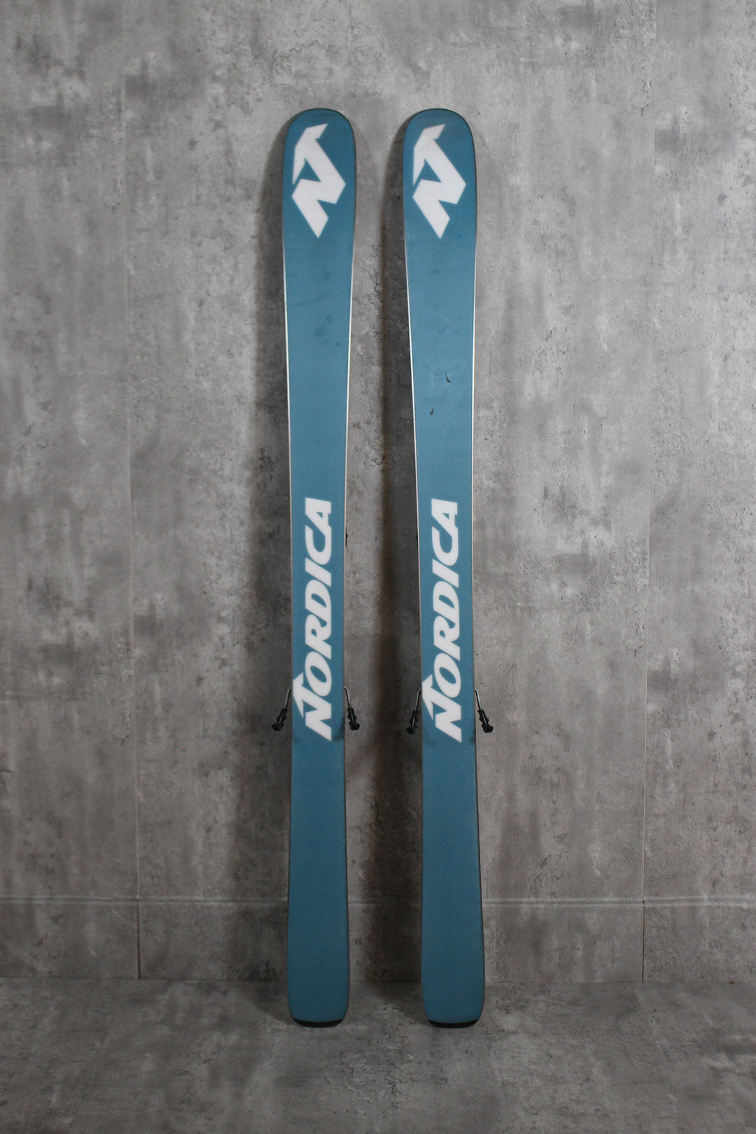 Demo/Used - Nordica Santa Ana S 80 Youth 2025