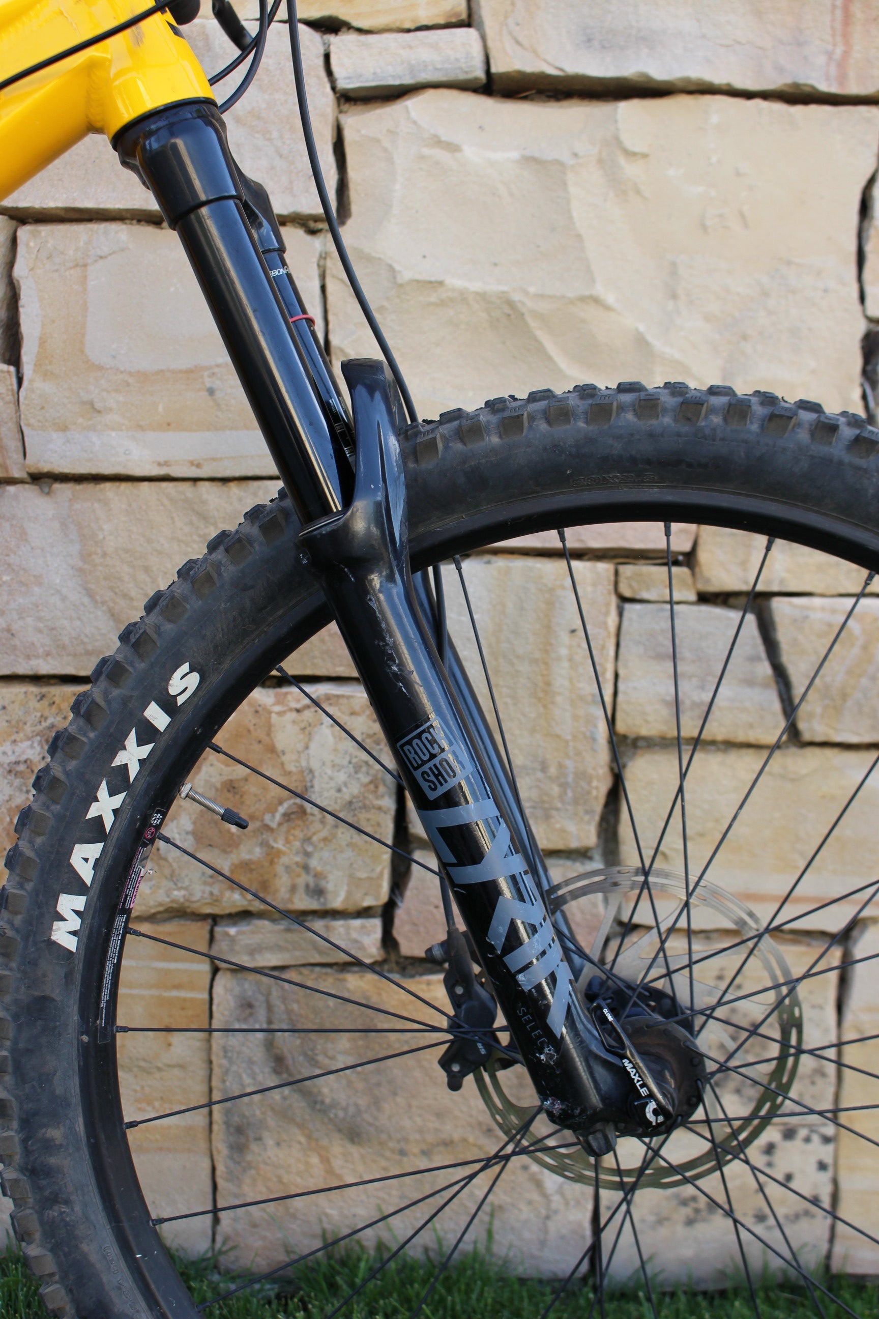 【ともやさん専用】KONA PROCESS 153 Mサイズ パーツその③ Kona Process 153 27.5 - Mello Velo Bicycle Shop & Cafe