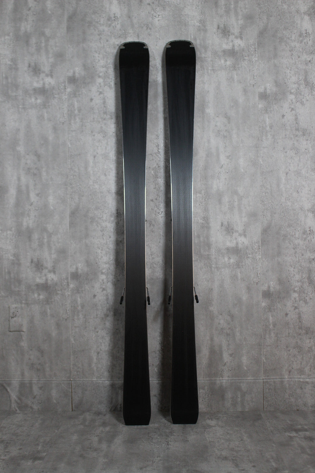 Demo/Used - Atomic Cloud Q12 W's 2024
