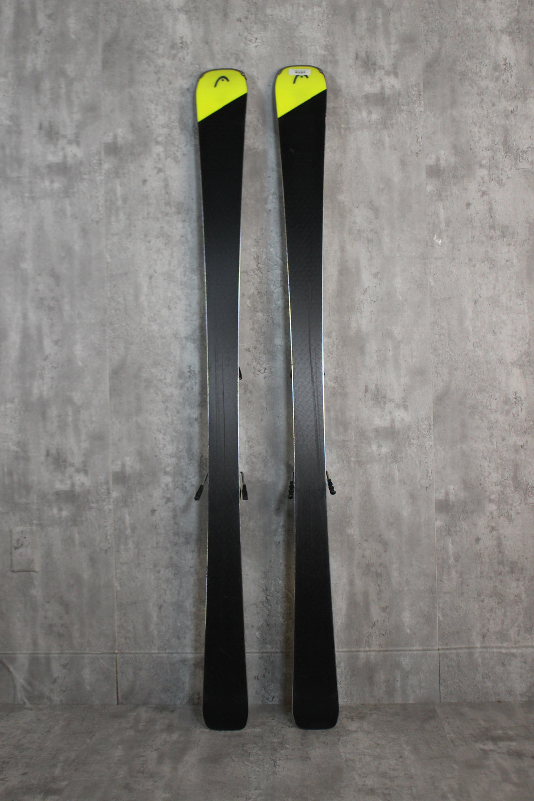 Demo/Used - Head V Shape V8 2020