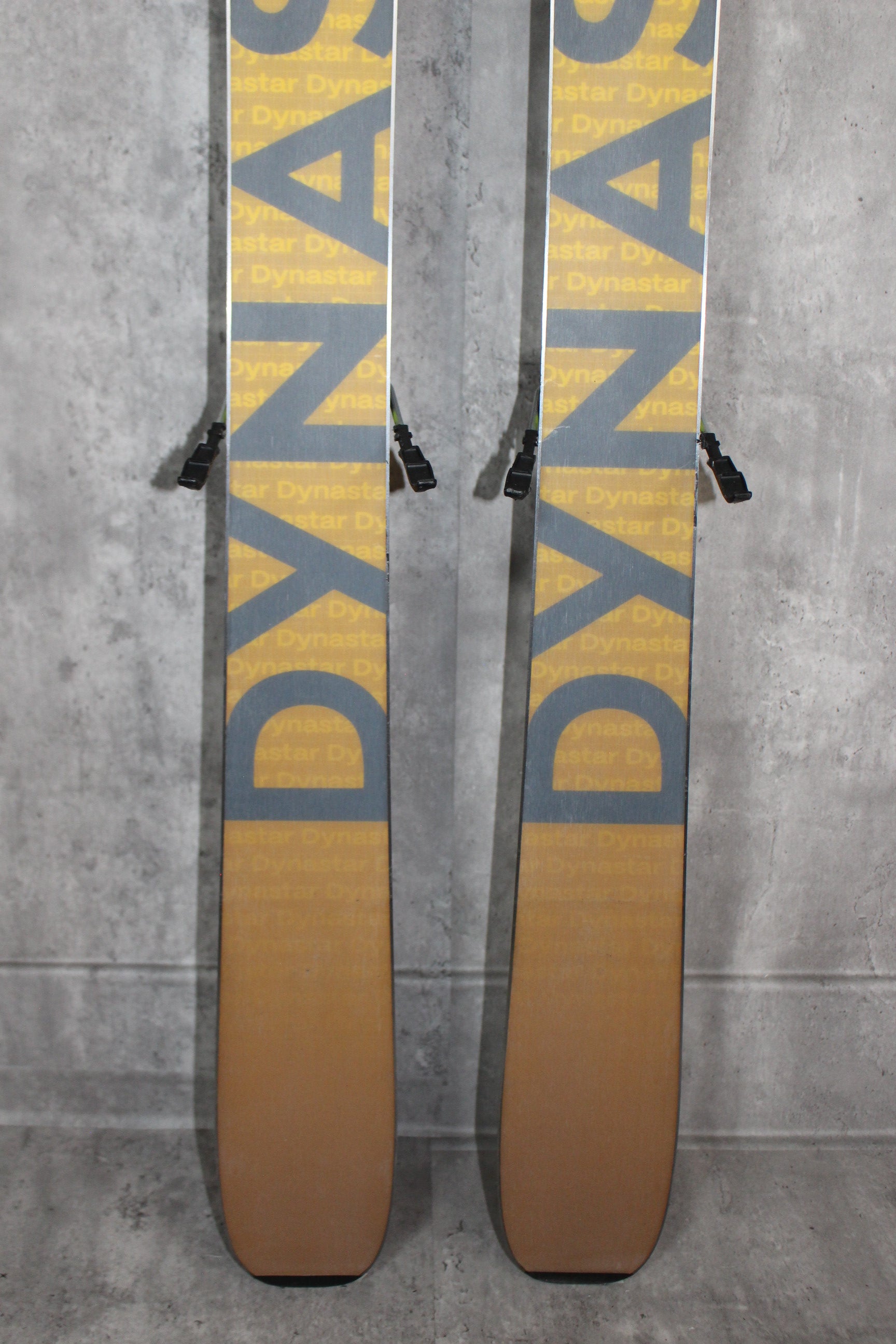 DYNASTAR COURSE DEMO１８５センチ スキー イエロー/ブルー Dynastar Team Omeglass World Cup Kids Race Skis, 132cm, Look