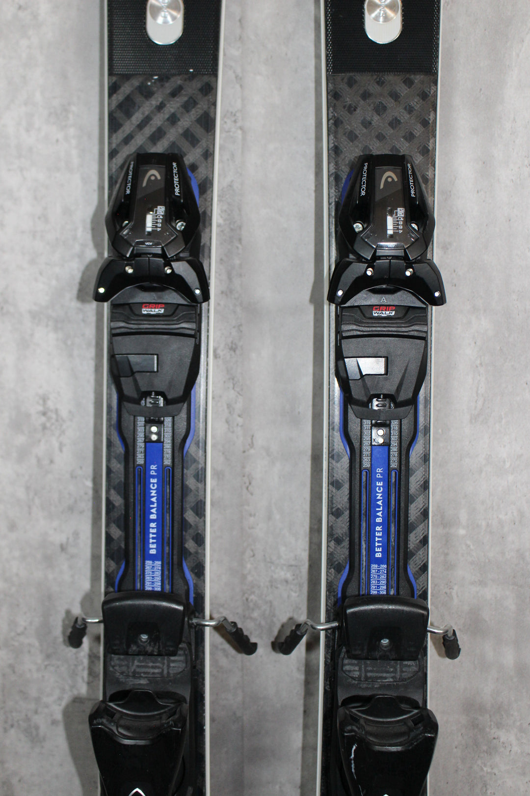 Demo/Used - Head Supershape E-Titan 2025