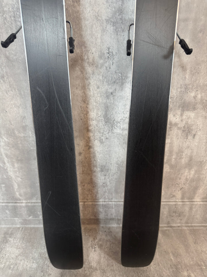 Demo/Used - Armada ARV 94 2026