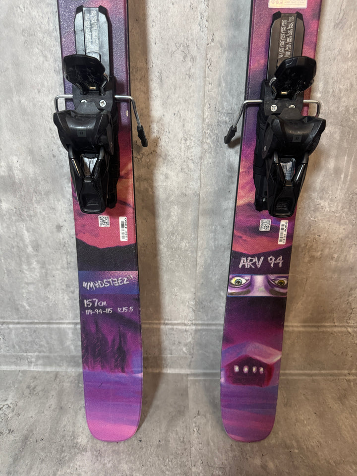 Demo/Used - Armada ARV 94 2026